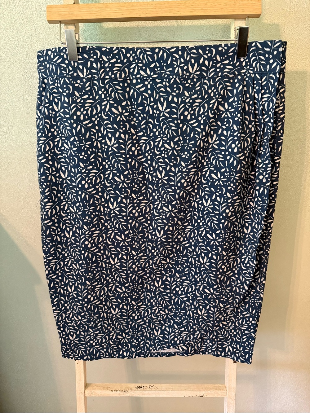 Rip Skirt Hawaii Blue White Size L Floral Length 3 Wrap Skirt